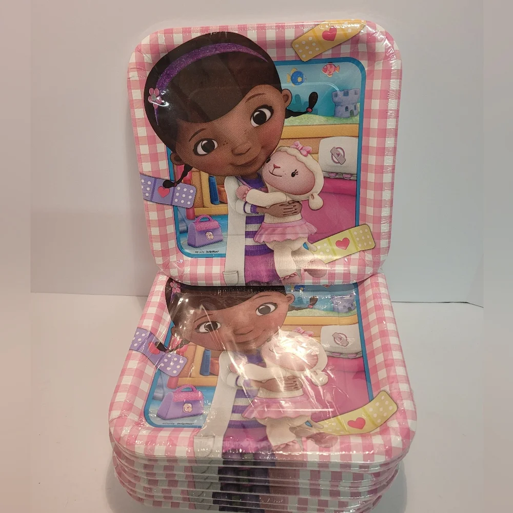Disney doc mcstuffins discontinued paper plates 10 pack with 8 each